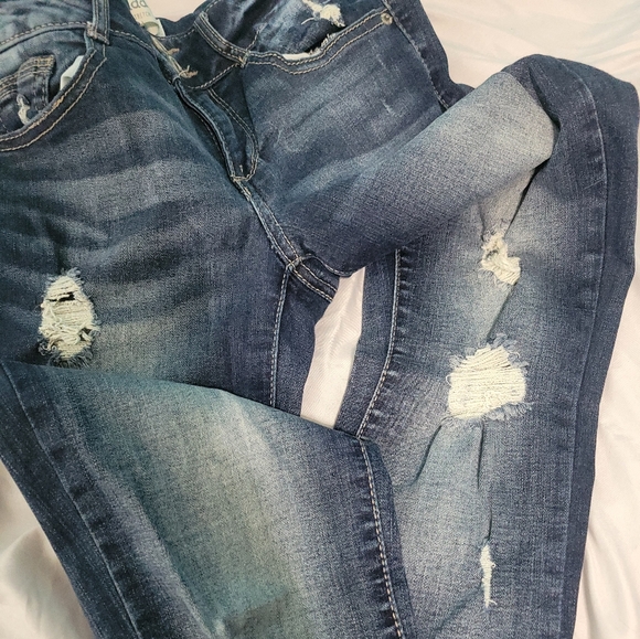 Mudd distressed flare jeans - Picture 4 of 6